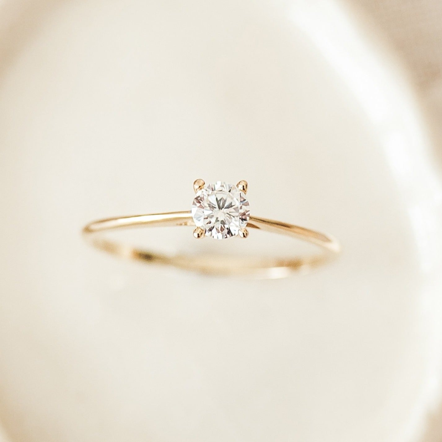 Gold engagement rings 