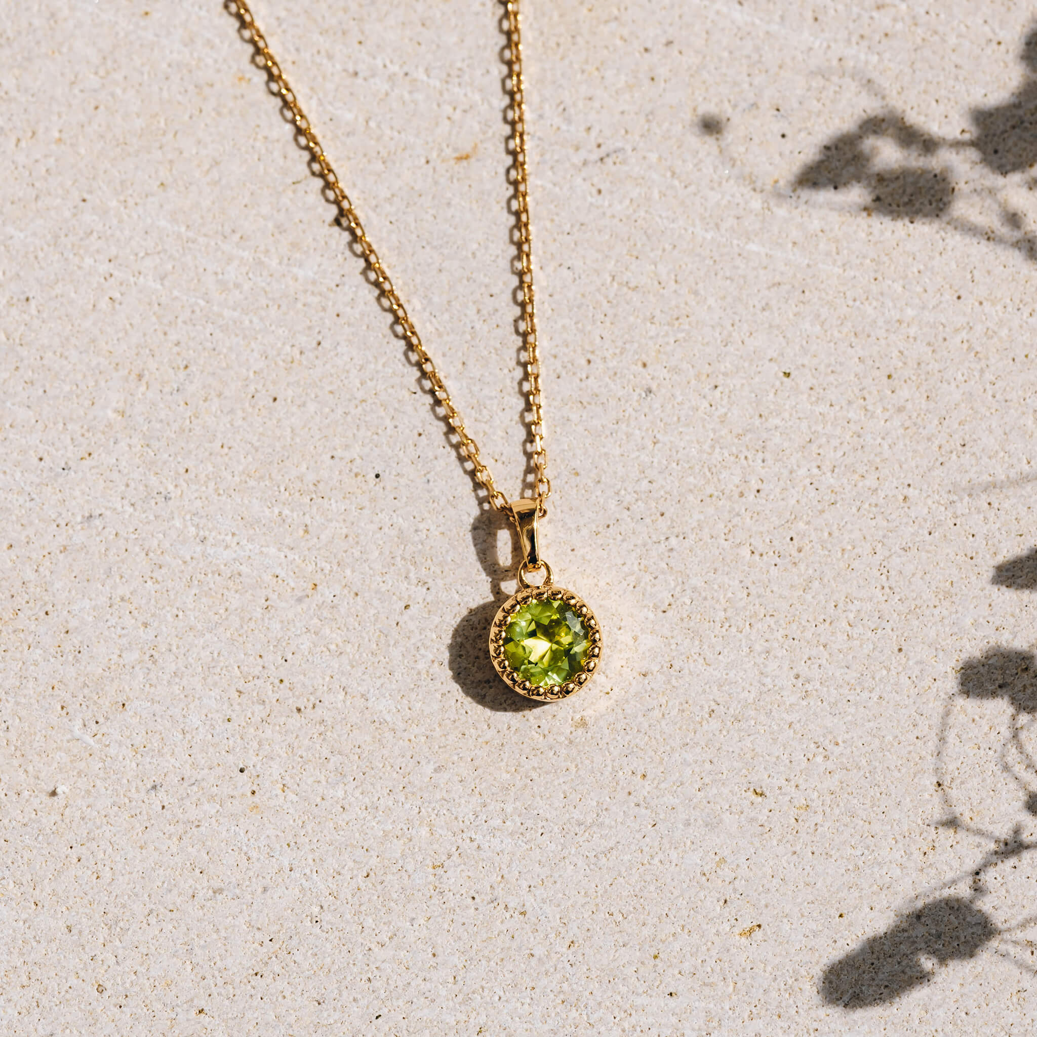 Gold Peridot Pendant, Natural Peridot, August shops Birthstone, Gold Round Pendant, Green Diamond Pendant, Vintage Pendant, Gold Plated Pendant