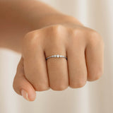 Graduated Diamond Ring White Gold - Dahlia