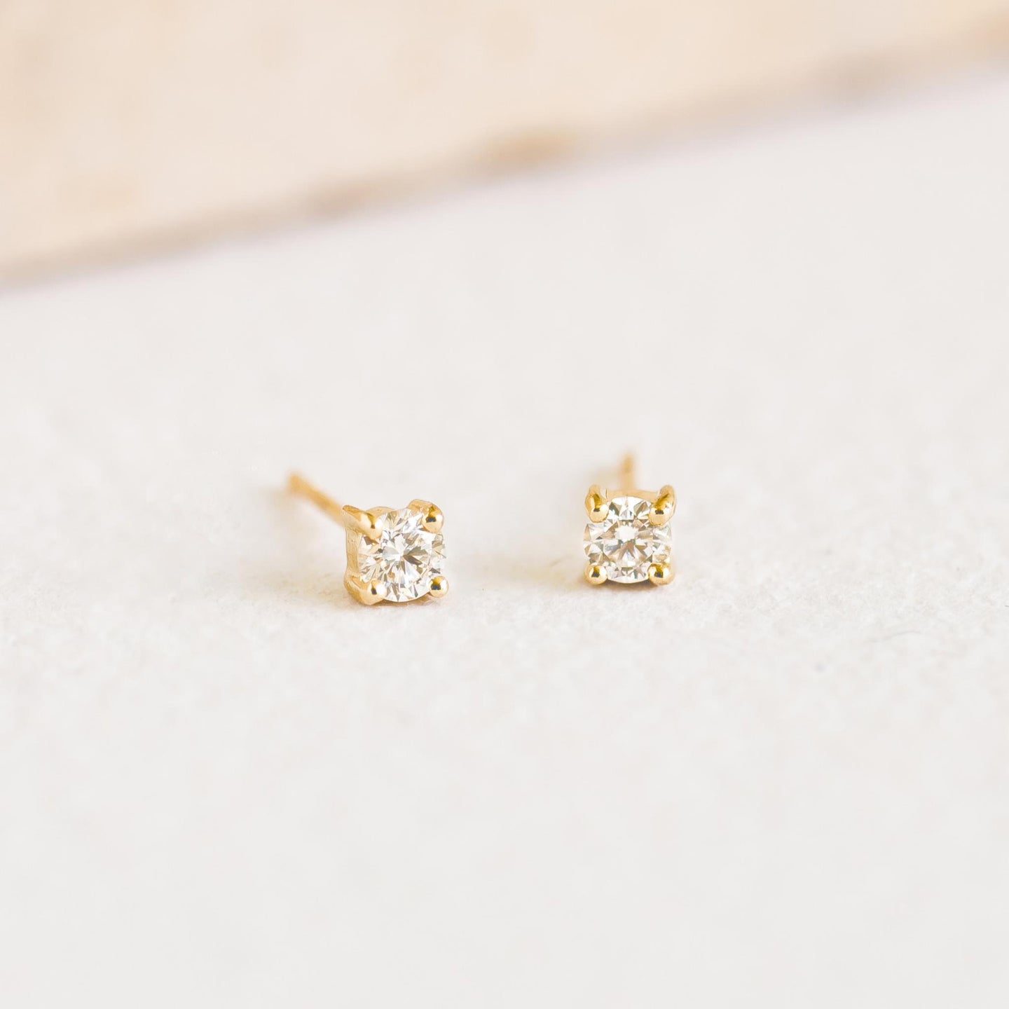 Stella 14k Yellow Gold Stud Earrings in White Diamond