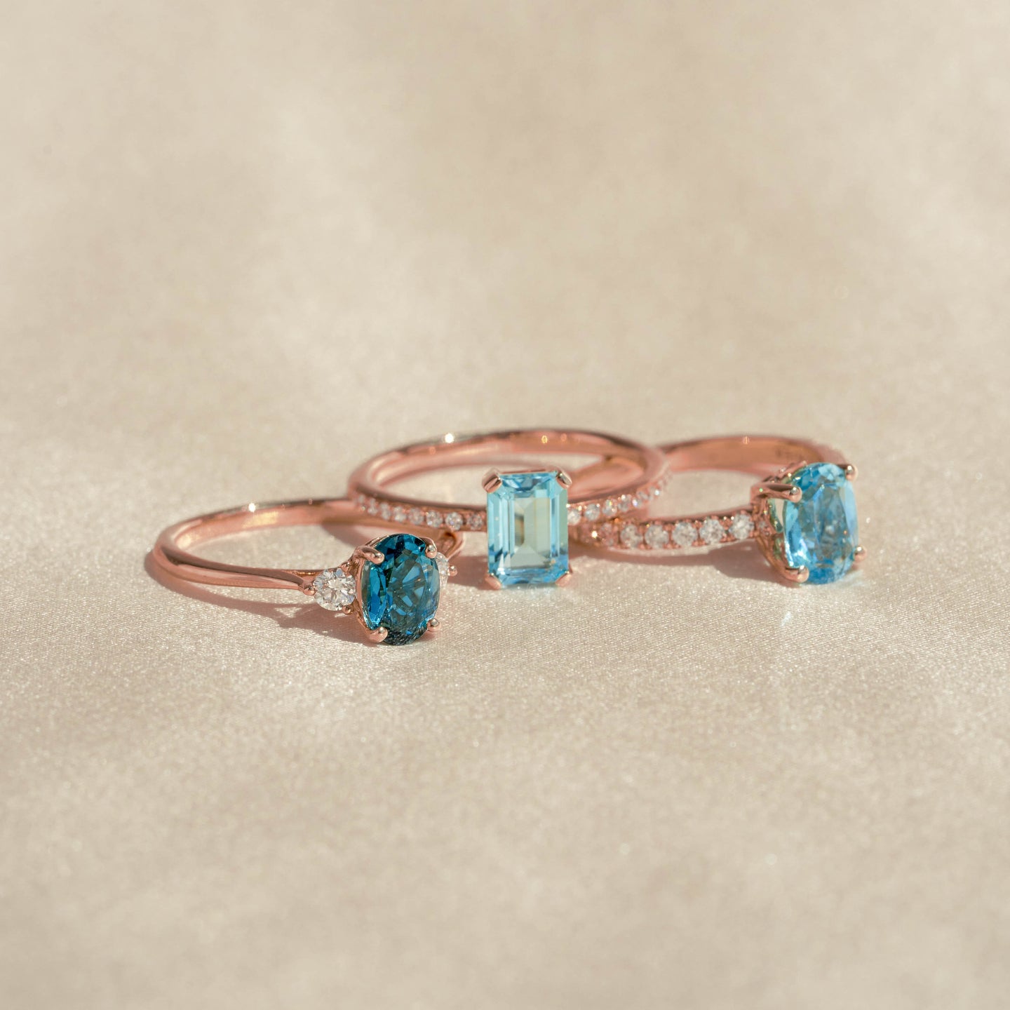 Oval Swiss Blue Topaz and Diamond Ring Rose Gold - Minette