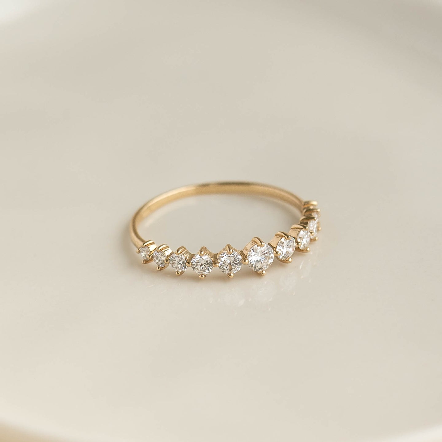 Graduated Diamond Ring 14k Gold - Giselle