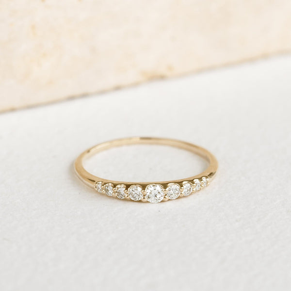 Graduated Diamond Ring 14k Gold - Zoe | Linjer Jewelry